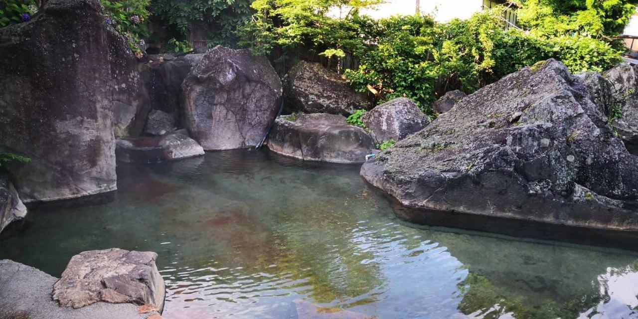 Pension Yodel Takayama  Bagian luar foto
