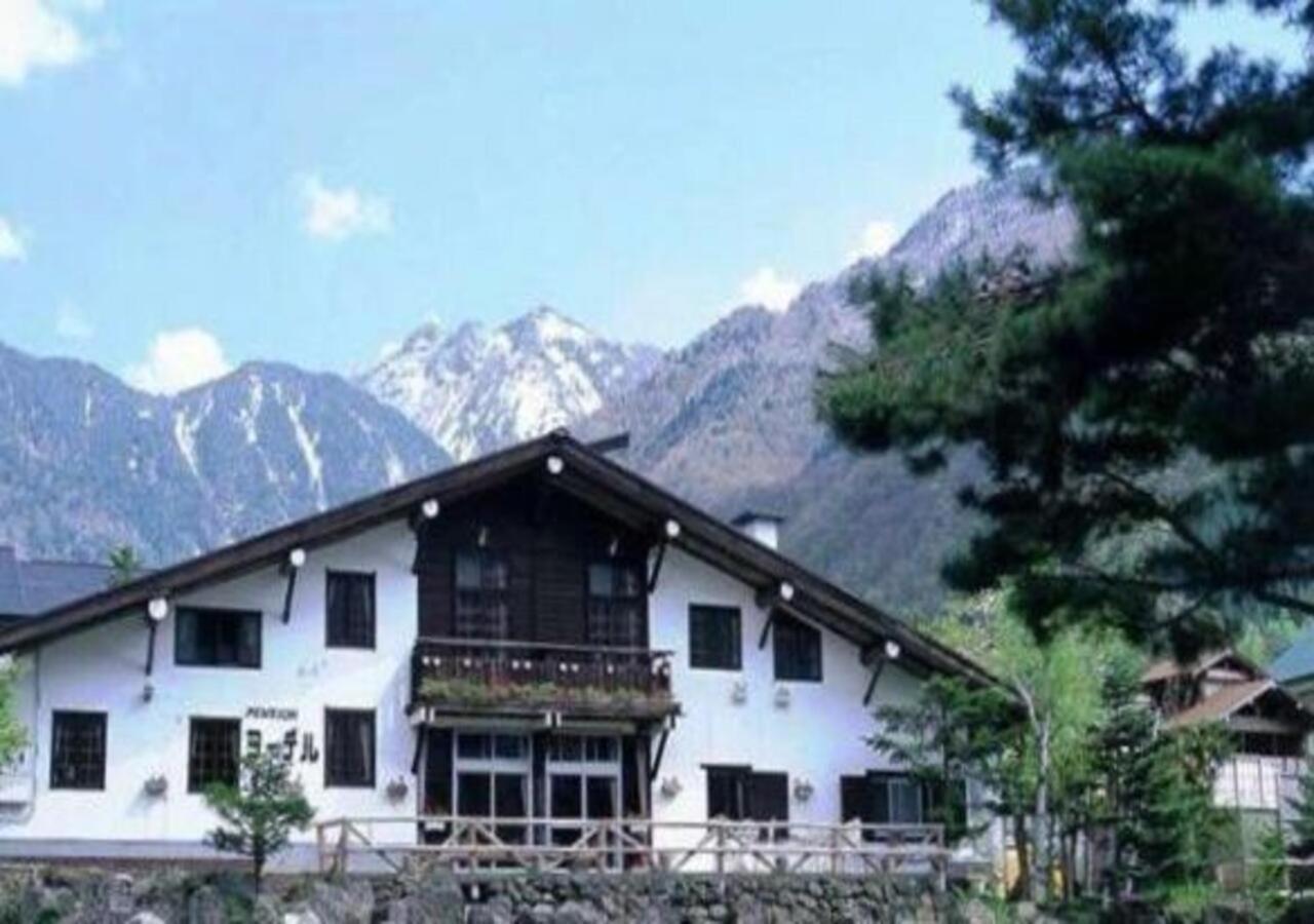Pension Yodel Takayama  Bagian luar foto
